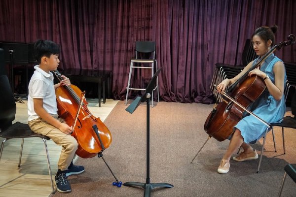 Cellist Cho Yoon-Kyung masterclass with student at Tanglewood Music School Bukit Timah