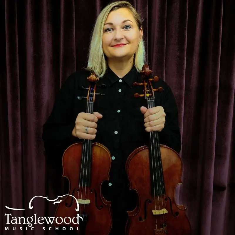 Viola Teacher Veronika